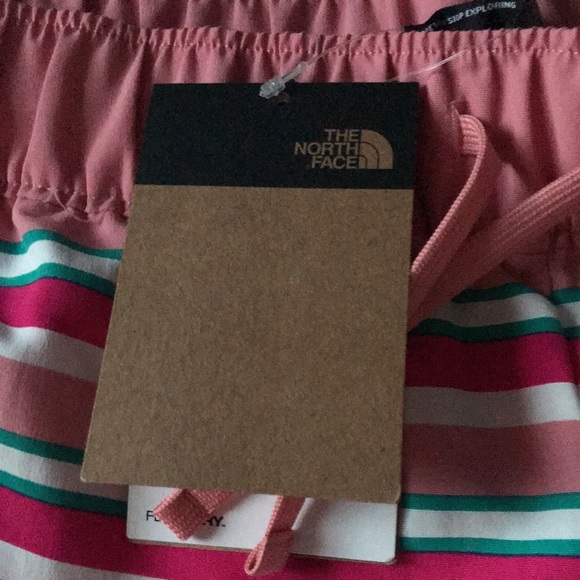 The NORTH FACE SHORTS SZXL - Picture 5 of 6